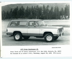 1977 Dodge Ramcharger PR Photo-09.jpg